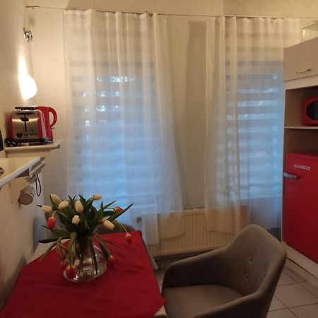Ferienwohnung Mit Separatem Eingang Und Parkplatz, Ideal Fuer Handwerker Und Geschaeftsreisende دورف مكلنبورغ المظهر الخارجي الصورة